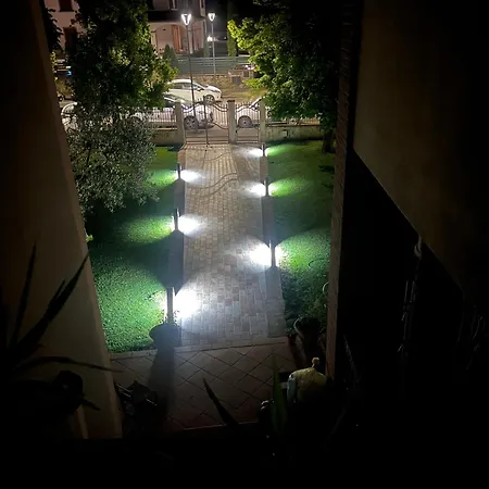 Menta E Rosmarino לינה וארוחת בוקר 3*